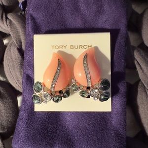Tory Burch Kenneth Lane Leaf clip on Earrings.  NWT.